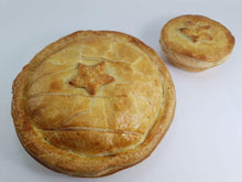 Load image into Gallery viewer, Beef and Burgundy Pie
